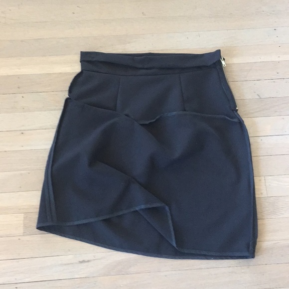 David Longshaw asymmetrically designed skirt - Picture 1 of 4